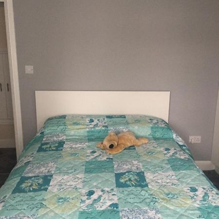 Home Away From Home ครอยดอน ภายนอก รูปภาพ